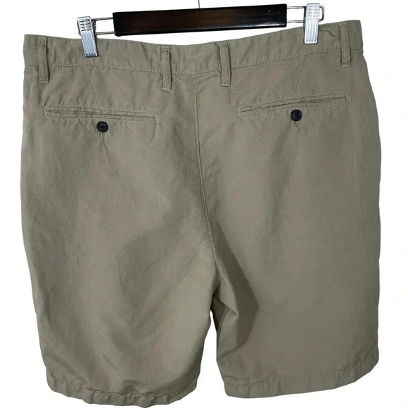 John Varvatos USA Linen Blend Flat Front Khaki Shorts - Picture 2 of 7
